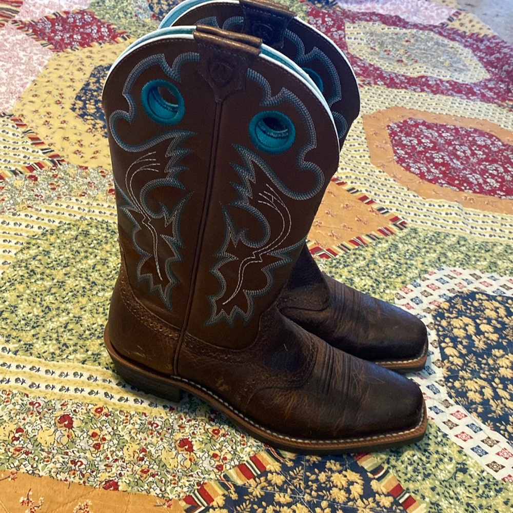 Brown and blue Artist cowgirl boots